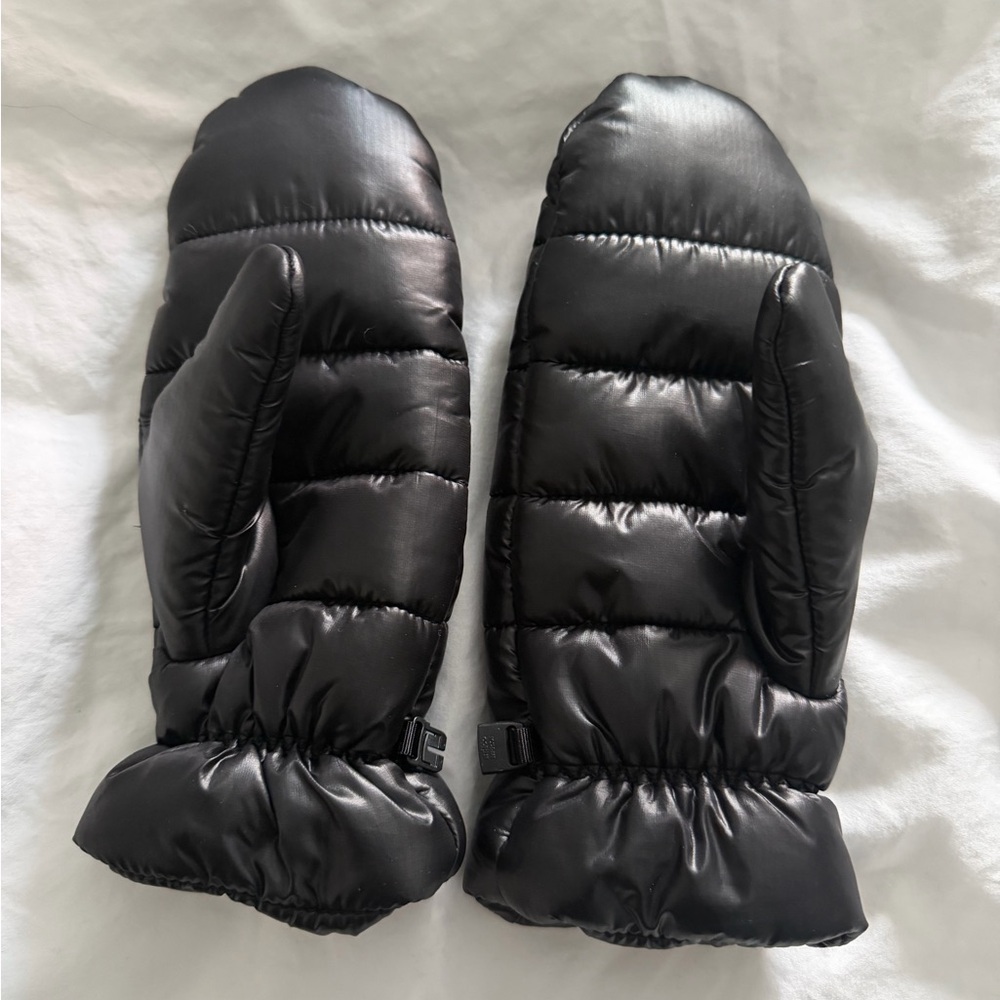 NWOT UGG Black Puffer Mittens - Picture 3 of 5